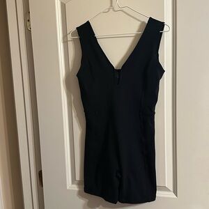 LeORE by Bandier Black Keyhole Unitard Romper Athletic One Piece S